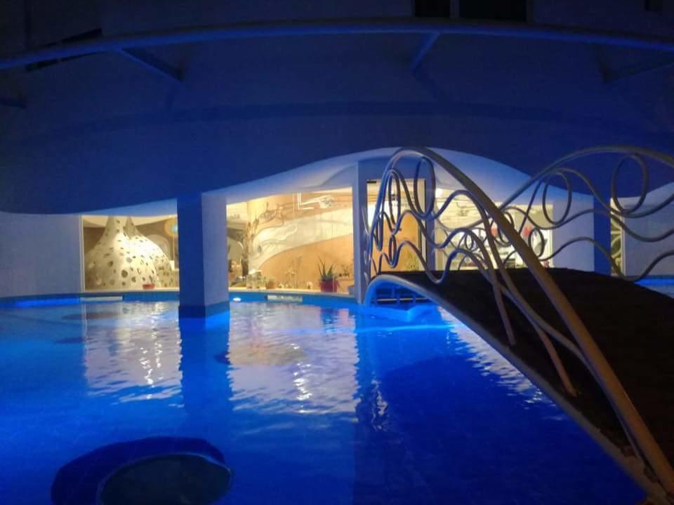 Bougainvill Sunset Villa Sarandë エクステリア 写真